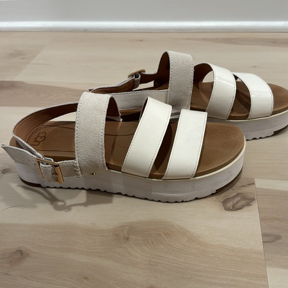 UGG braelyn platform sandal in white size 9.5 - Picture 3 of 12